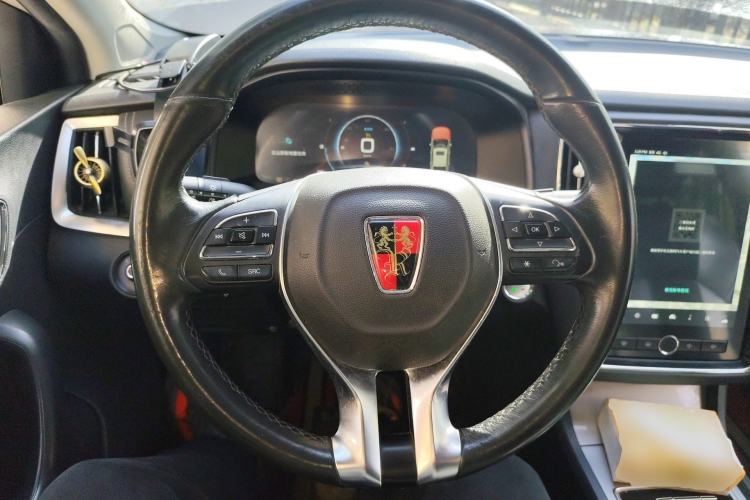 Used Roewe i6 New Energy 2017 45T Hybrid Connect & Smart Enjoyment Edition Steering Wheel