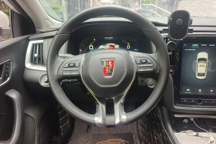 Used Roewe i6 New Energy 2017 45T Hybrid Connect & Smart Enjoyment Edition Steering Wheel
