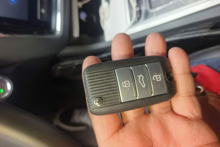 Used Roewe i6 New Energy 2017 45T Hybrid Connect & Smart Enjoyment Edition Vehicle Key
