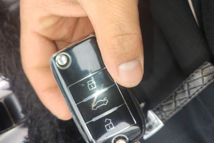 Used Roewe i6 New Energy 2017 45T Hybrid Connect & Smart Enjoyment Edition Vehicle Key