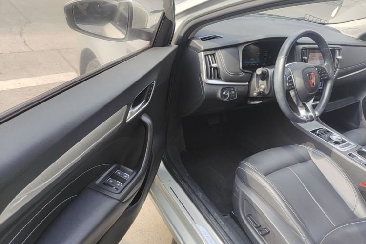 Used Roewe i6 New Energy 2017 45T Hybrid Connect & Smart Enjoyment Edition Driver Seat
