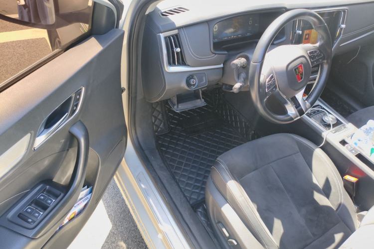 Used Roewe i6 New Energy 2017 45T Hybrid Connective Smart Luxury Edition Driver Seat