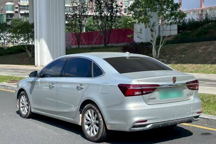 Used Roewe i6 New Energy 2017 45T Hybrid Connect & Smart Enjoyment Edition Exterior 4