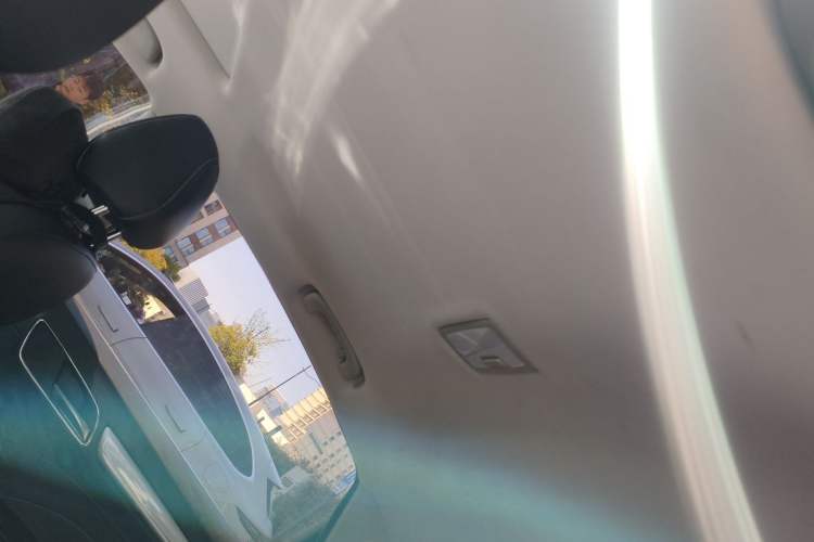 Used Roewe i6 New Energy 2017 45T Hybrid Connective Smart Luxury Edition Headliner