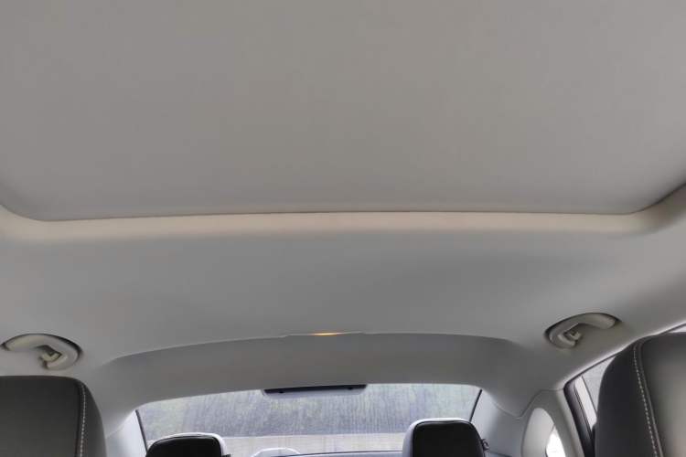 Used Roewe i6 New Energy 2017 45T Hybrid Connect & Smart Enjoyment Edition Headliner