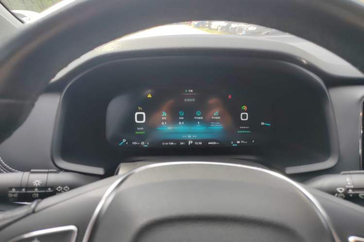 Used Roewe i6 New Energy 2017 45T Hybrid Connect & Smart Enjoyment Edition Instrument Cluster