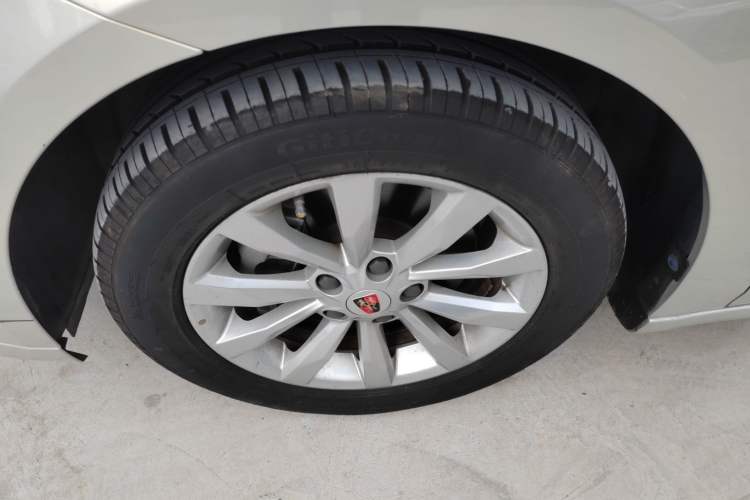 Used Roewe i6 New Energy 2017 45T Hybrid Connect & Smart Enjoyment Edition Left Front Wheel Hub