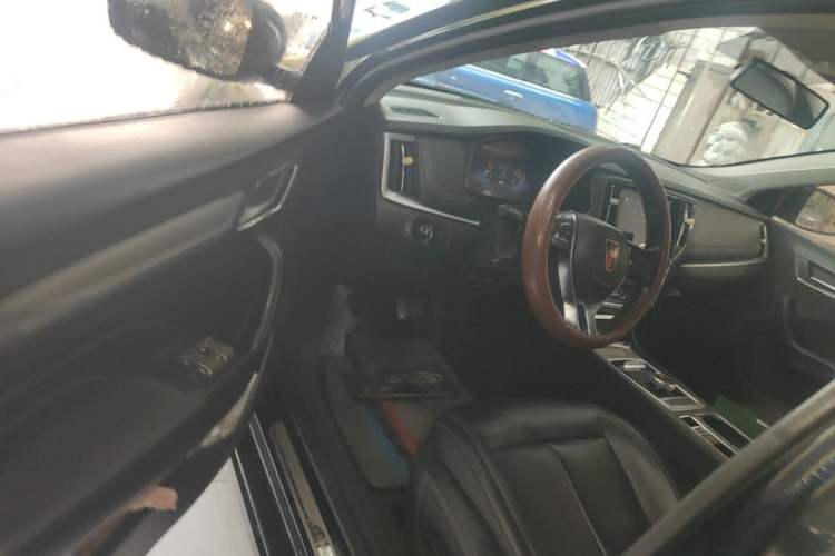 Used Roewe i6 New Energy 2017 45T Hybrid Connect & Smart Enjoyment Edition Driver Seat