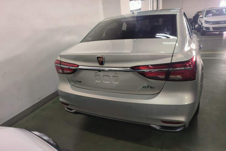 Used Roewe i6 New Energy 2017 45T Hybrid Connect & Smart Enjoyment Edition Exterior 3