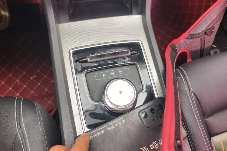 Used Roewe i6 New Energy 2017 45T Hybrid Connect & Smart Enjoyment Edition Gear Lever