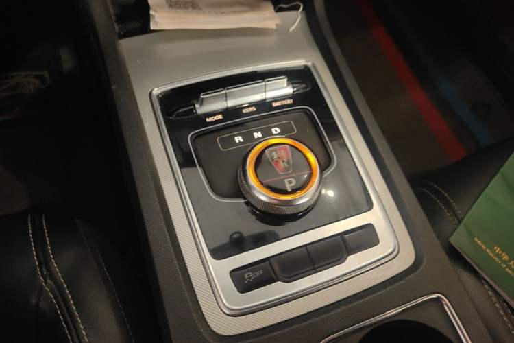 Used Roewe i6 New Energy 2017 45T Hybrid Connect & Smart Enjoyment Edition Gear Lever