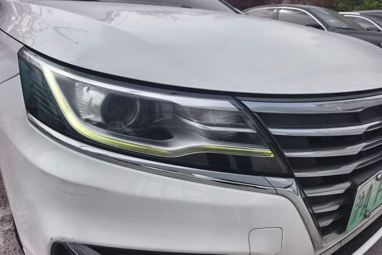 Used Roewe i6 New Energy 2017 45T Hybrid Connect & Smart Enjoyment Edition Right Front Headlight