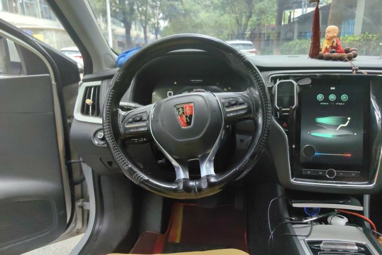 Used Roewe i6 New Energy 2017 45T Hybrid Connect & Smart Enjoyment Edition Steering Wheel