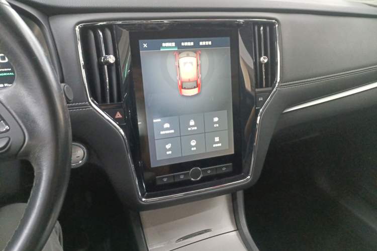Used Roewe i6 New Energy 2017 45T Hybrid Connect & Smart Enjoyment Edition Audio And AC Panel