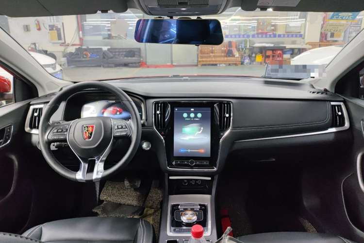 Used Roewe i6 New Energy 2017 45T Hybrid Connect & Smart Enjoyment Edition Center Console