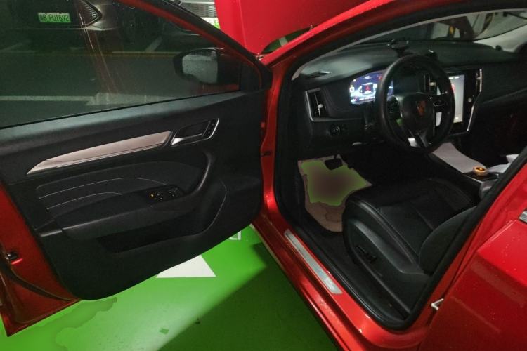 Used Roewe i6 New Energy 2017 45T Hybrid Connect & Smart Enjoyment Edition Driver Seat
