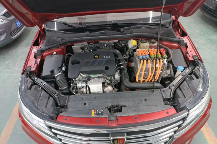 Used Roewe i6 New Energy 2017 45T Hybrid Connect & Smart Enjoyment Edition Engine Bay