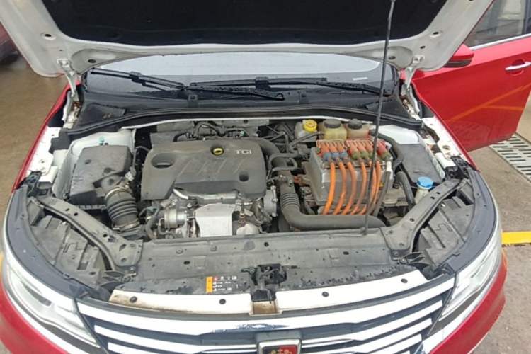 Used Roewe i6 New Energy 2017 45T Hybrid Connect & Smart Enjoyment Edition Engine Bay