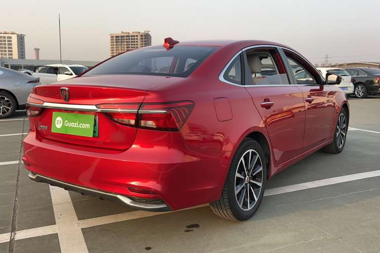 Used Roewe i6 New Energy 2017 45T Hybrid Connective Smart Luxury Edition Exterior 3