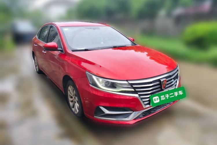 Used Roewe i6 New Energy 2017 45T Hybrid Connect & Smart Enjoyment Edition Front Right 45 Deg