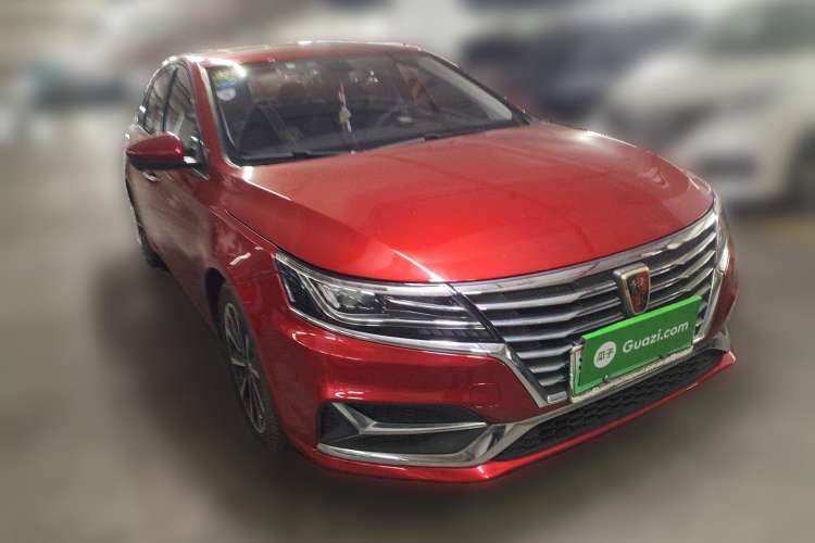 Used Roewe i6 New Energy 2017 45T Hybrid Connective Smart Luxury Edition Front Right 45 Deg