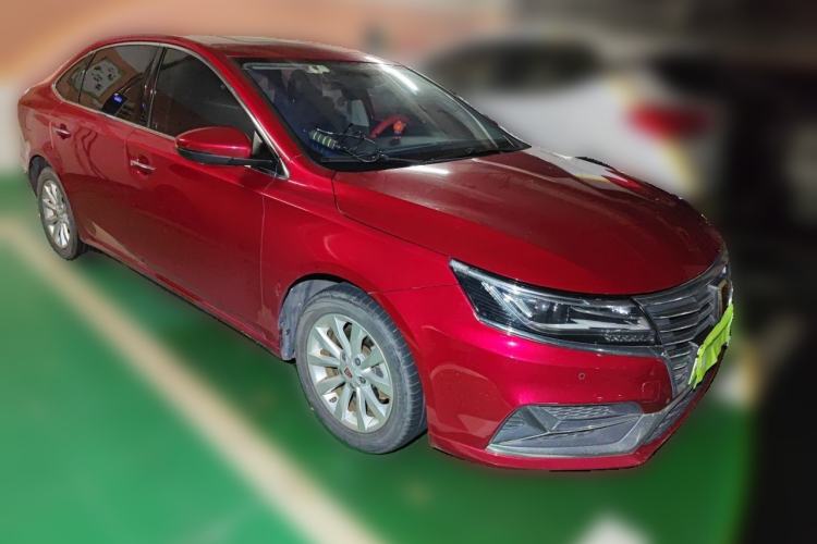 Used Roewe i6 New Energy 2017 45T Hybrid Connect & Smart Enjoyment Edition Front Right 45 Deg