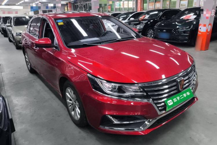 Used Roewe i6 New Energy 2017 45T Hybrid Connect & Smart Enjoyment Edition Front Right 45 Deg