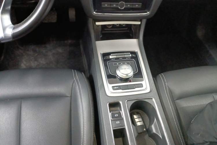 Used Roewe i6 New Energy 2017 45T Hybrid Connect & Smart Enjoyment Edition Gear Lever