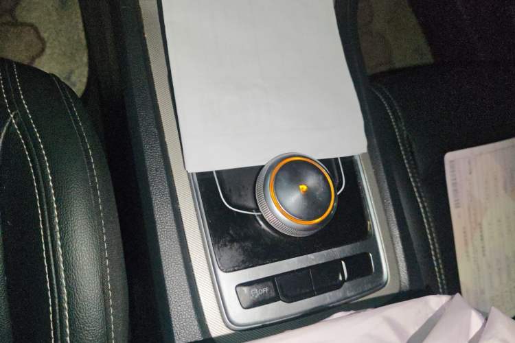 Used Roewe i6 New Energy 2017 45T Hybrid Connect & Smart Enjoyment Edition Gear Lever