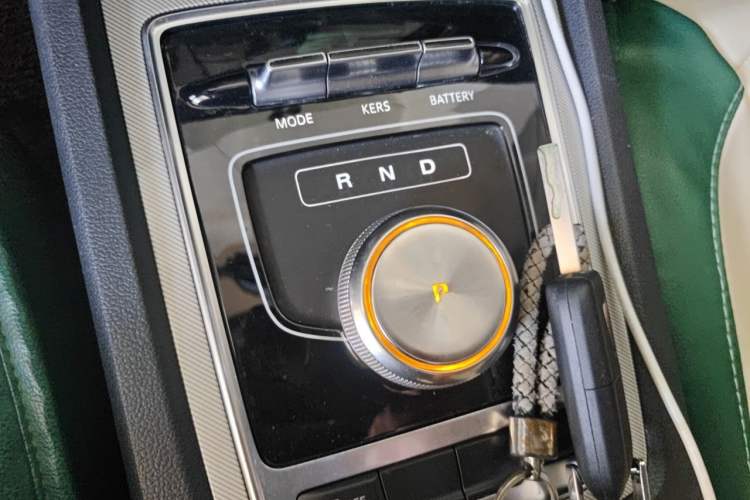 Used Roewe i6 New Energy 2017 45T Hybrid Connect & Smart Enjoyment Edition Gear Lever