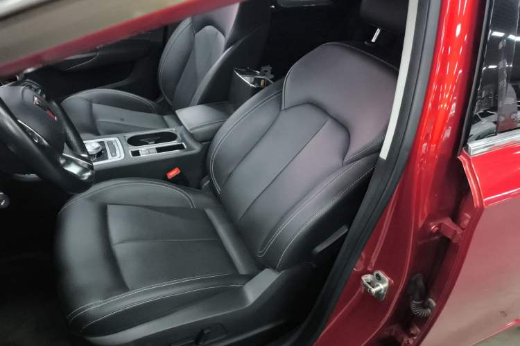 Used Roewe i6 New Energy 2017 45T Hybrid Connect & Smart Enjoyment Edition Left Front Seat