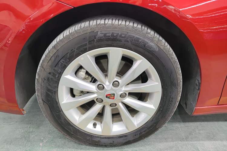 Used Roewe i6 New Energy 2017 45T Hybrid Connect & Smart Enjoyment Edition Left Front Wheel Hub
