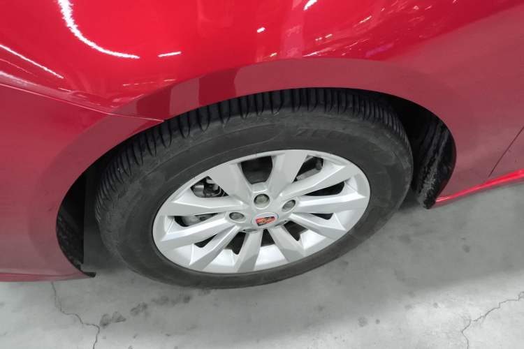 Used Roewe i6 New Energy 2017 45T Hybrid Connect & Smart Enjoyment Edition Left Front Wheel Hub