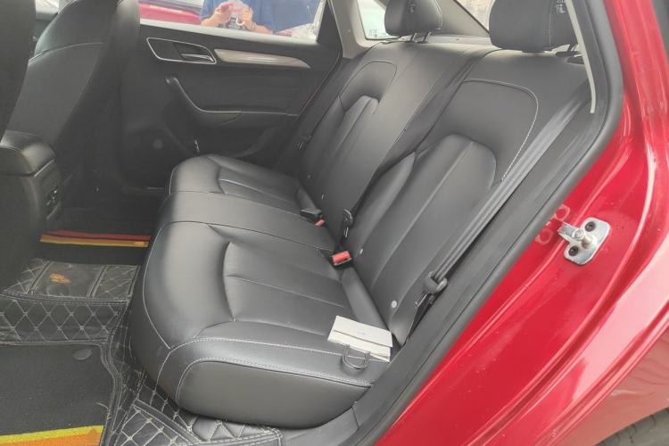 Used Roewe i6 New Energy 2017 45T Hybrid Connect & Smart Enjoyment Edition Left Rear Seat