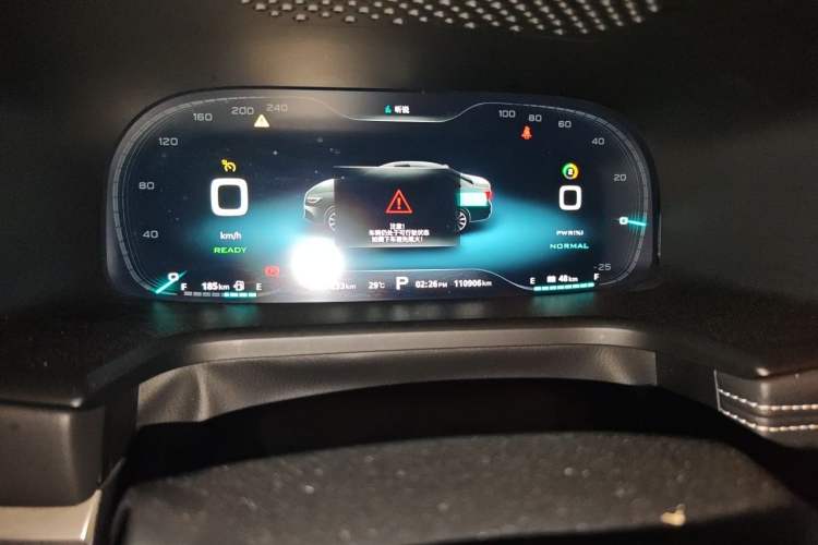 Used Roewe i6 New Energy 2017 45T Hybrid Connect & Smart Enjoyment Edition Odometer Close Up