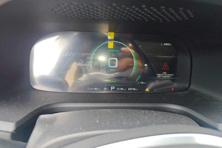 Used Roewe i6 New Energy 2017 45T Hybrid Connect & Smart Enjoyment Edition Odometer Close Up