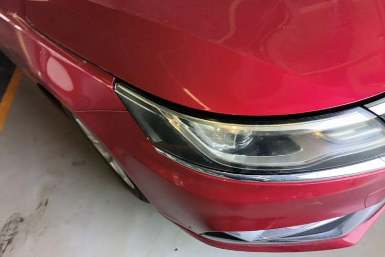 Used Roewe i6 New Energy 2017 45T Hybrid Connect & Smart Enjoyment Edition Right Front Headlight