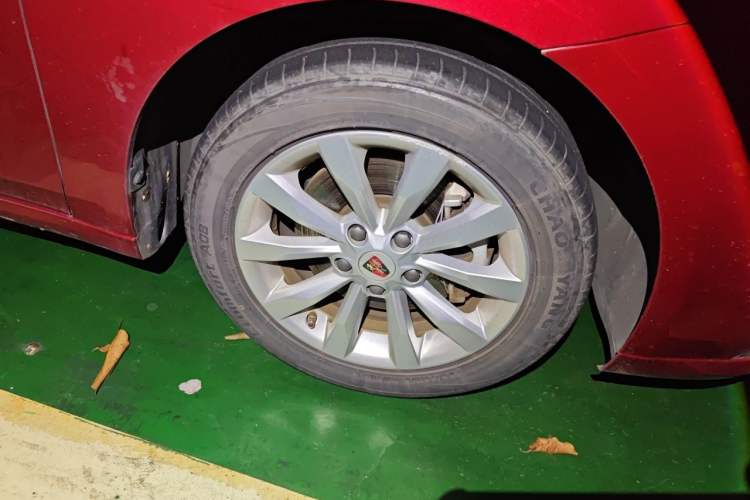Used Roewe i6 New Energy 2017 45T Hybrid Connect & Smart Enjoyment Edition Right Front Wheel Hub