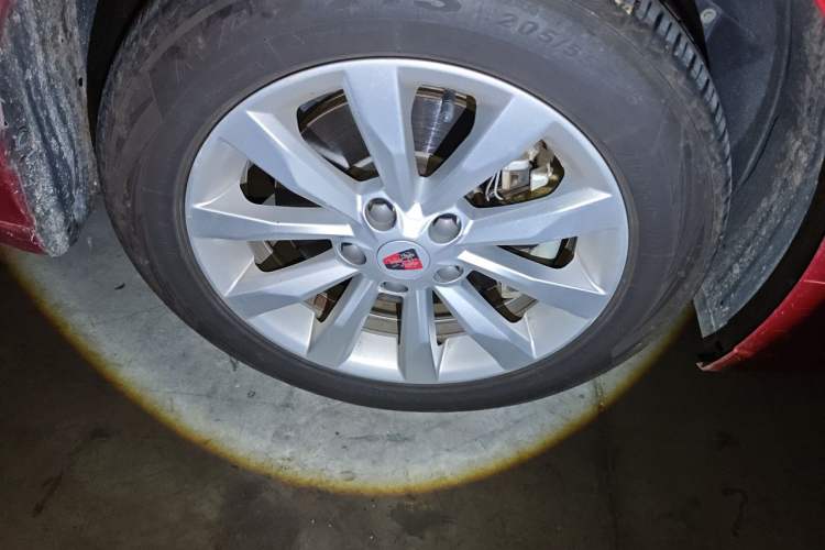 Used Roewe i6 New Energy 2017 45T Hybrid Connect & Smart Enjoyment Edition Right Front Wheel Hub