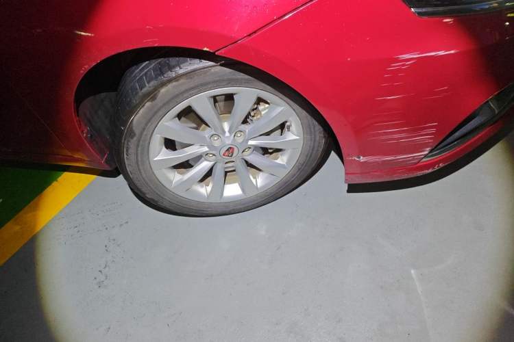 Used Roewe i6 New Energy 2017 45T Hybrid Connect & Smart Enjoyment Edition Right Front Wheel Hub