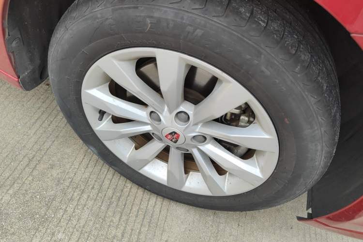 Used Roewe i6 New Energy 2017 45T Hybrid Connect & Smart Enjoyment Edition Right Front Wheel Hub