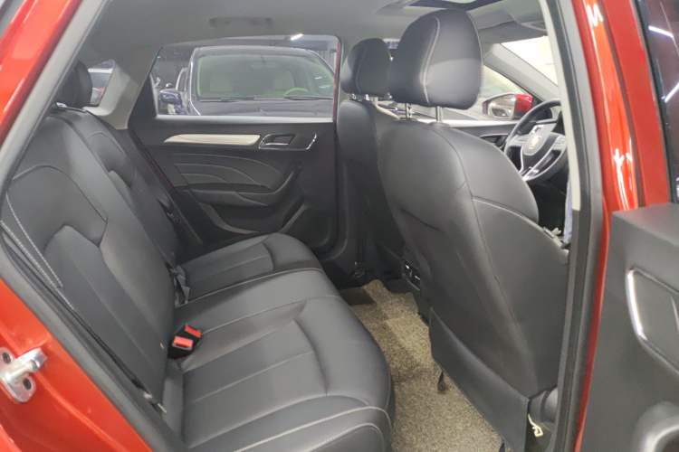 Used Roewe i6 New Energy 2017 45T Hybrid Connect & Smart Enjoyment Edition Right Rear Seat
