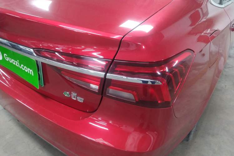 Used Roewe i6 New Energy 2017 45T Hybrid Connect & Smart Enjoyment Edition Right Rear Taillight