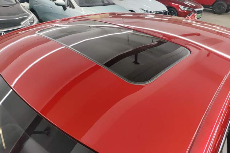 Used Roewe i6 New Energy 2017 45T Hybrid Connect & Smart Enjoyment Edition Roof