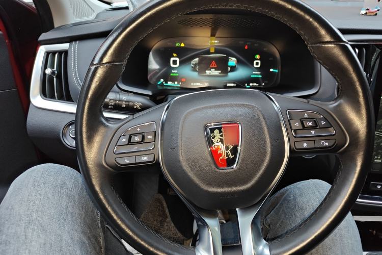 Used Roewe i6 New Energy 2017 45T Hybrid Connective Smart Luxury Edition Steering Wheel