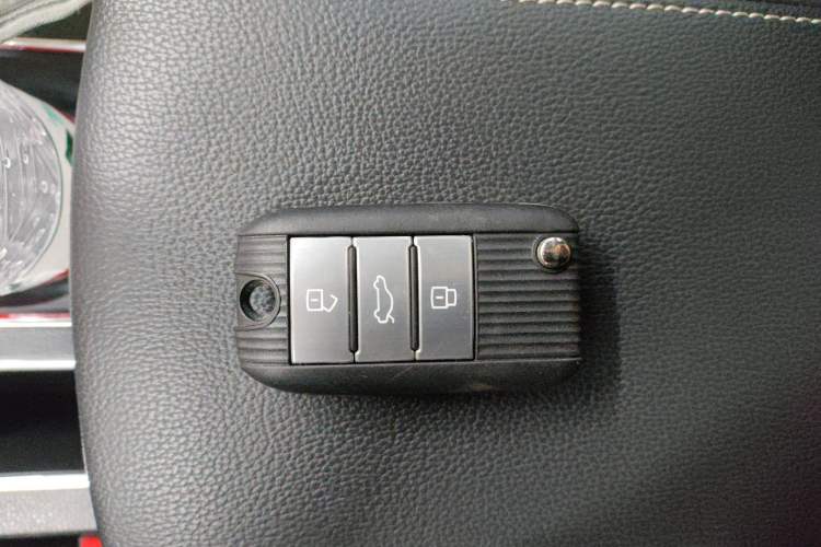 Used Roewe i6 New Energy 2017 45T Hybrid Connect & Smart Enjoyment Edition Vehicle Key