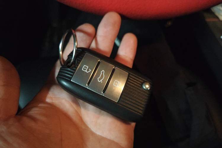 Used Roewe i6 New Energy 2017 45T Hybrid Connect & Smart Enjoyment Edition Vehicle Key
