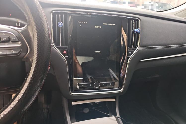 Used Roewe i6 New Energy 2017 45T Hybrid Connect & Smart Enjoyment Edition Audio And AC Panel