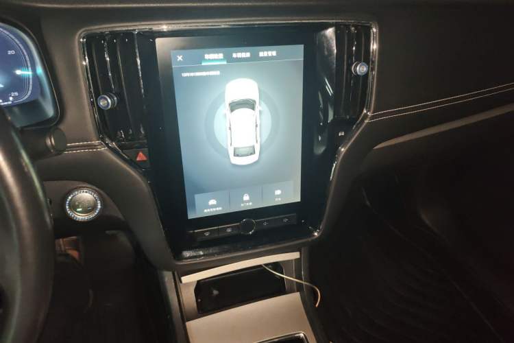 Used Roewe i6 New Energy 2017 45T Hybrid Connect & Smart Enjoyment Edition Audio And AC Panel