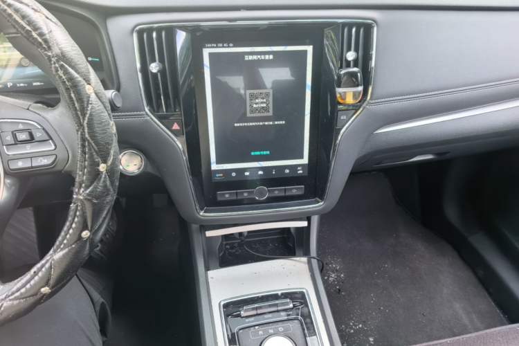 Used Roewe i6 New Energy 2017 45T Hybrid Connect & Smart Enjoyment Edition Audio And AC Panel